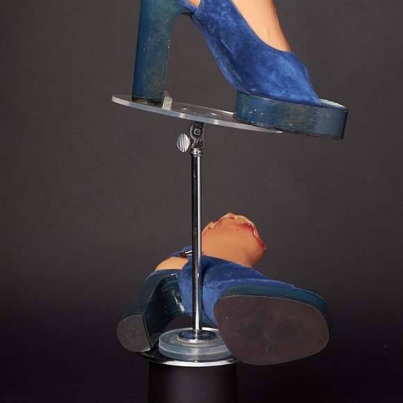 1970s Peep Toe Suede Platform Heels Shoes - Picture 8 of 8